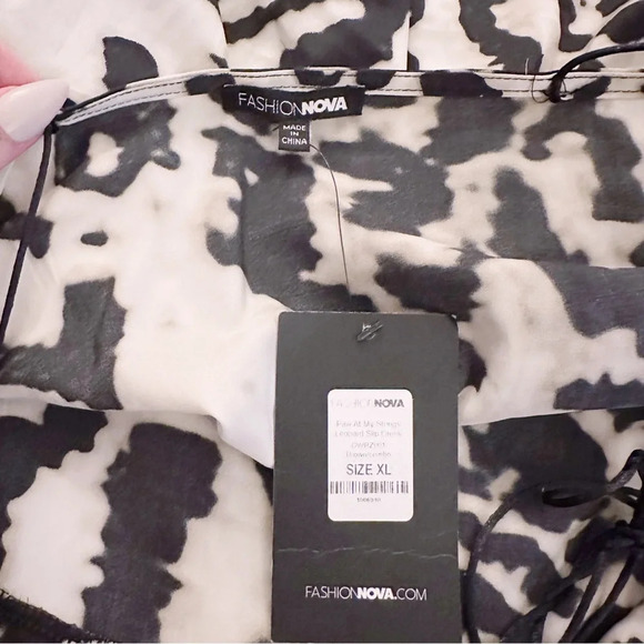 Fashion Nova Paw At My Strings Dress Animal Print Ruched Tie Sides Mini Midi NWT - Picture 4 of 9
